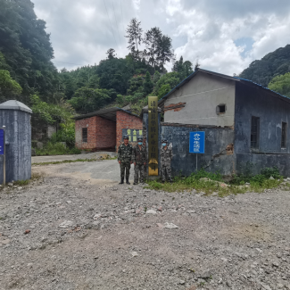 1698388981795344.jpg 1698389017030.jpg