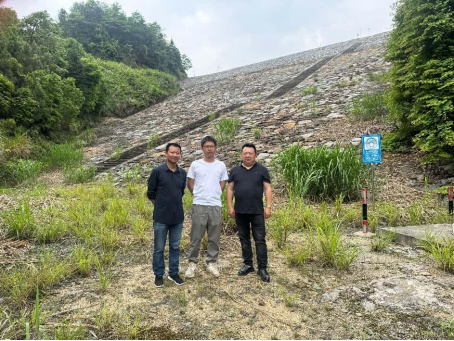 1760336434141348.png 75656b37-380d-47bc-9726-27d6d1c8da15.png